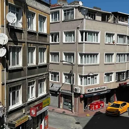 Kurtulus House Aparthotel *